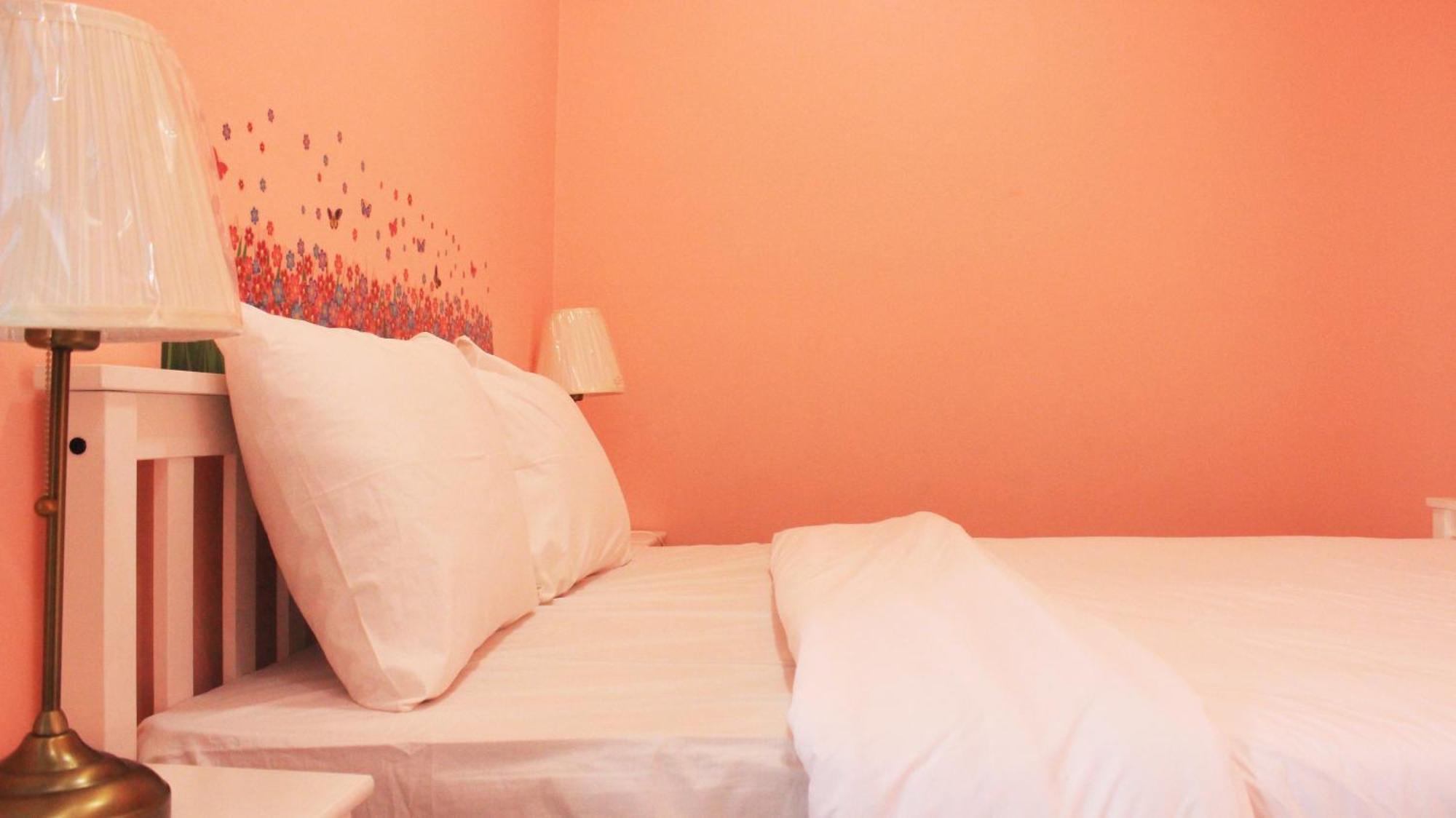 Modern 2br At Newton By Travelio Apartemen Bandung